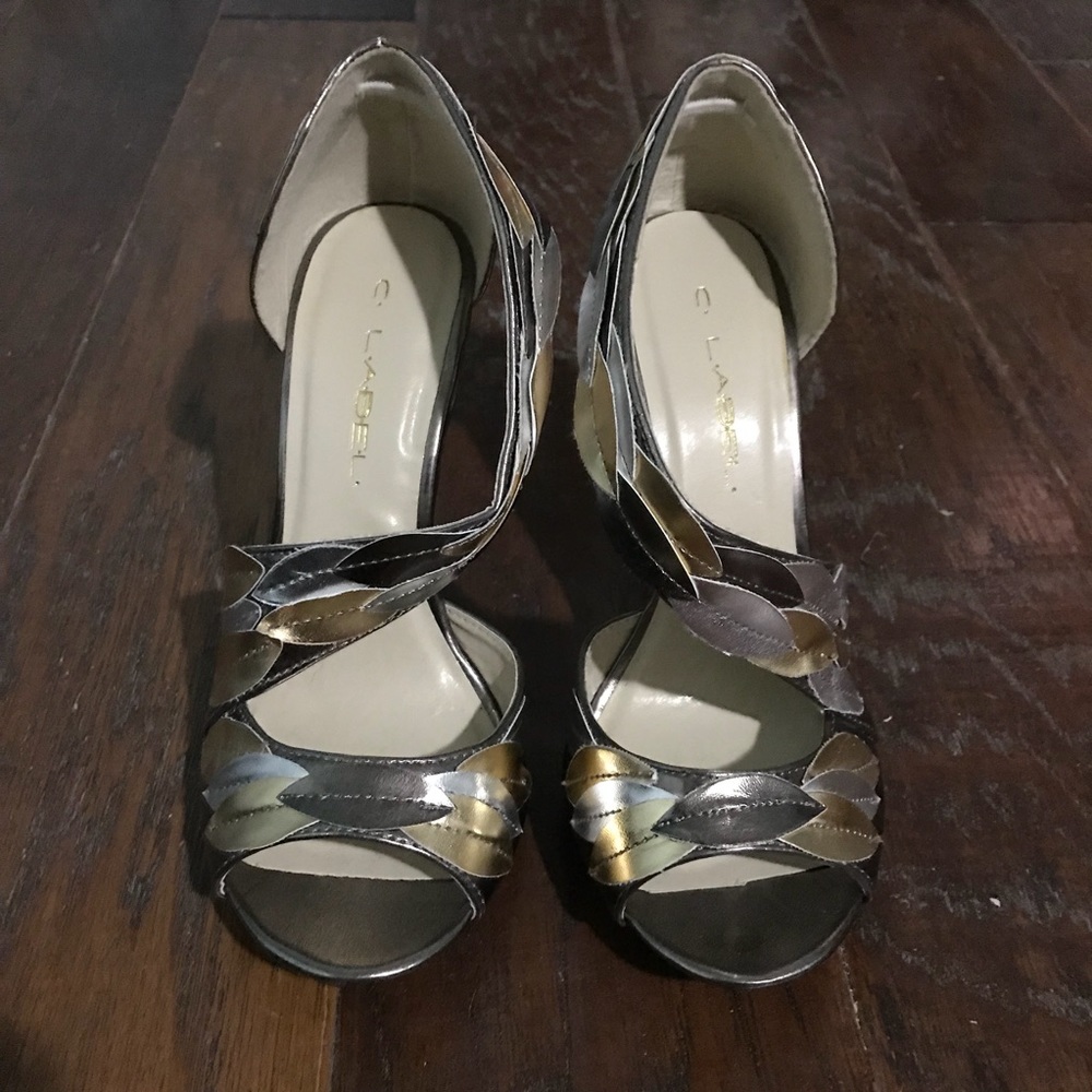 Gold and silver heels size 7